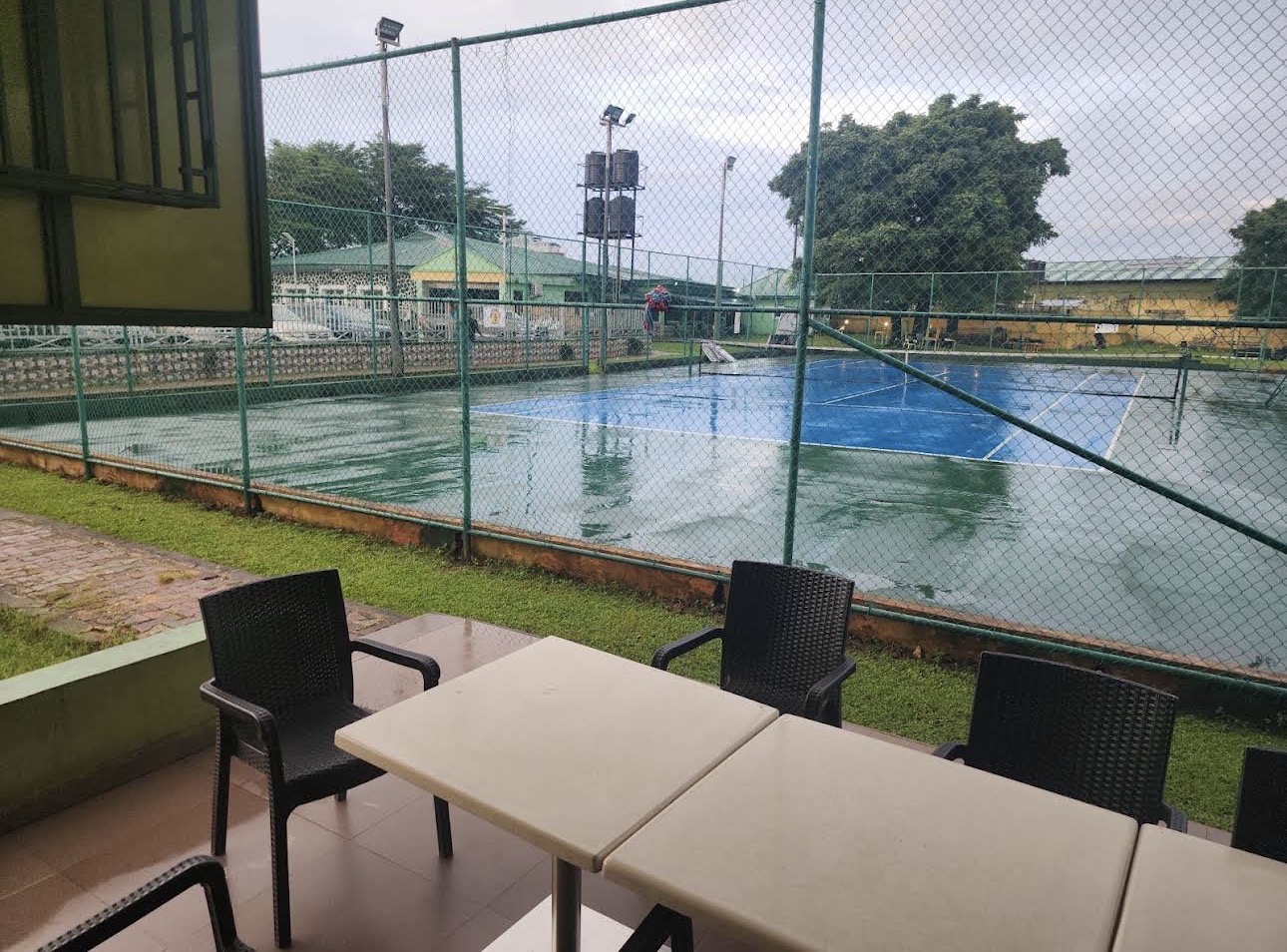 Monaliza Tennis Club seating